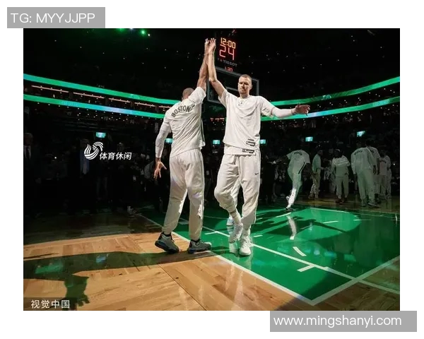 NBA篮球明星精彩瞬间集锦视频回顾让你重温经典时刻与激情对决
